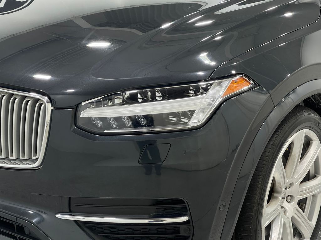 2017 Volvo XC90 Image 35