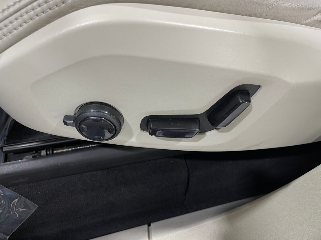 2017 Volvo XC90 Image 18