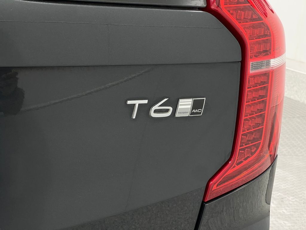 2017 Volvo XC90 Image 42