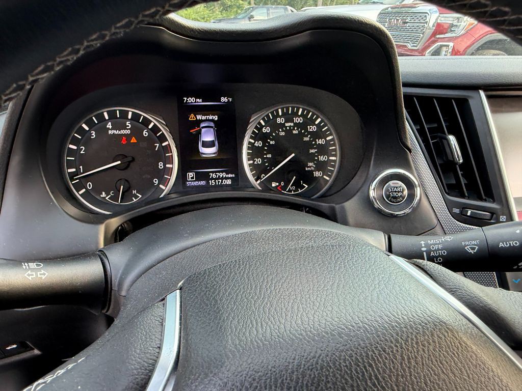 2018 INFINITI Q50 Image 9