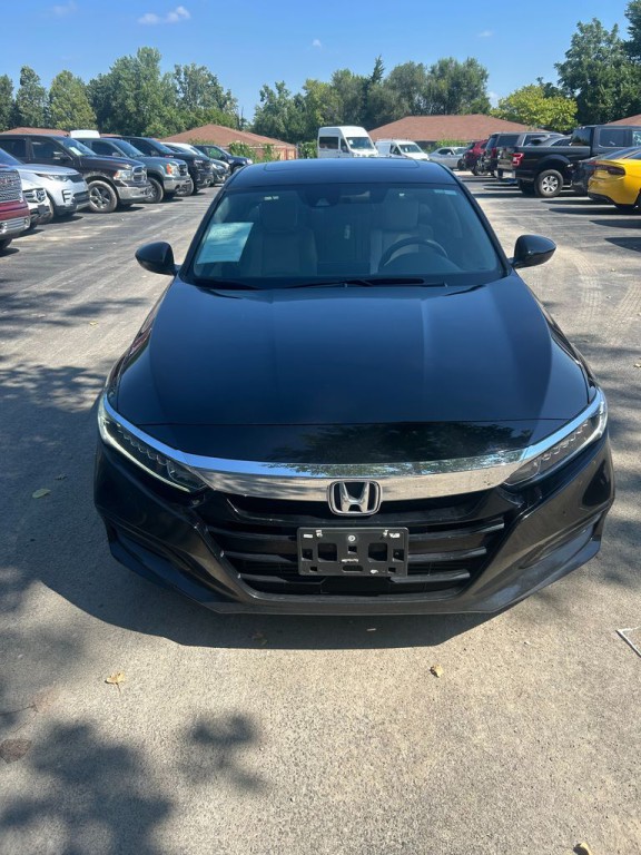 2018 Honda Accord Image 2