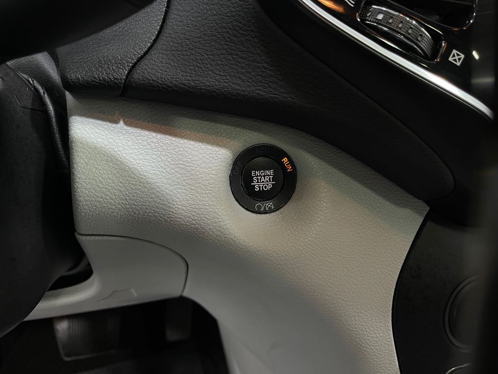2019 Jeep Cherokee Image 22