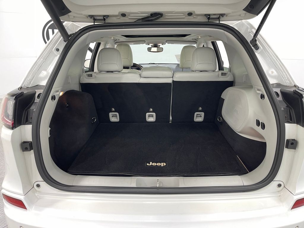 2019 Jeep Cherokee Image 27