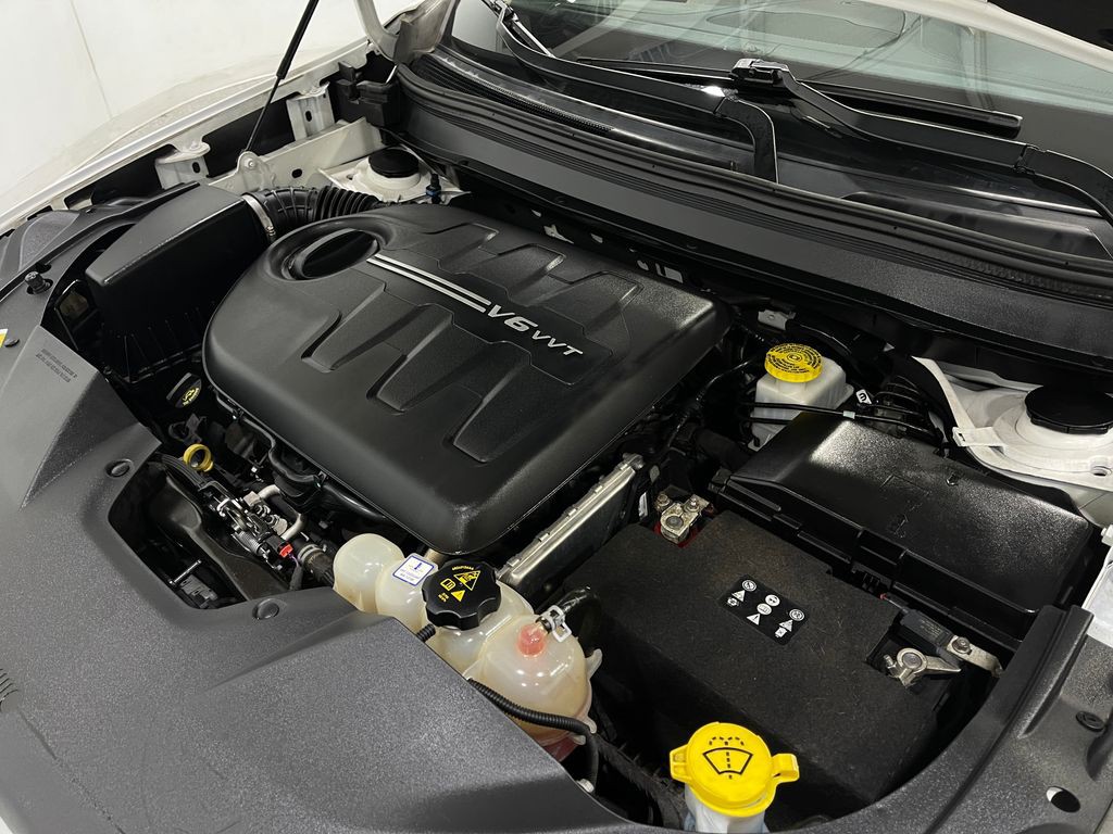 2019 Jeep Cherokee Image 29