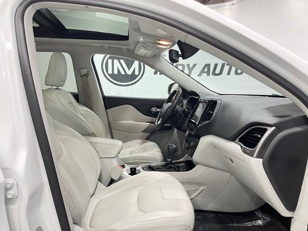 2019 Jeep Cherokee Image 33