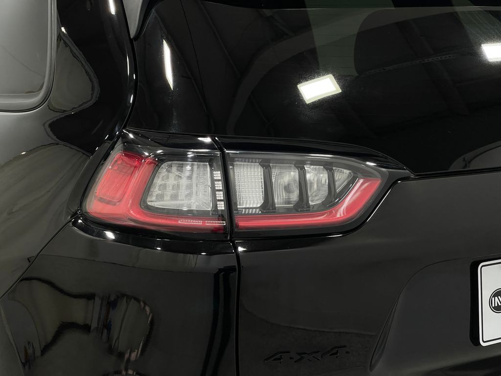 2019 Jeep Cherokee Image 33