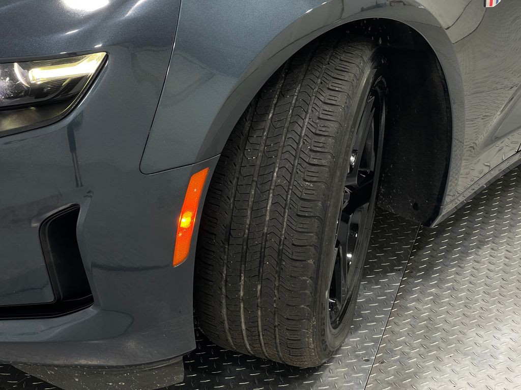 2019 Chevrolet Camaro Image 33