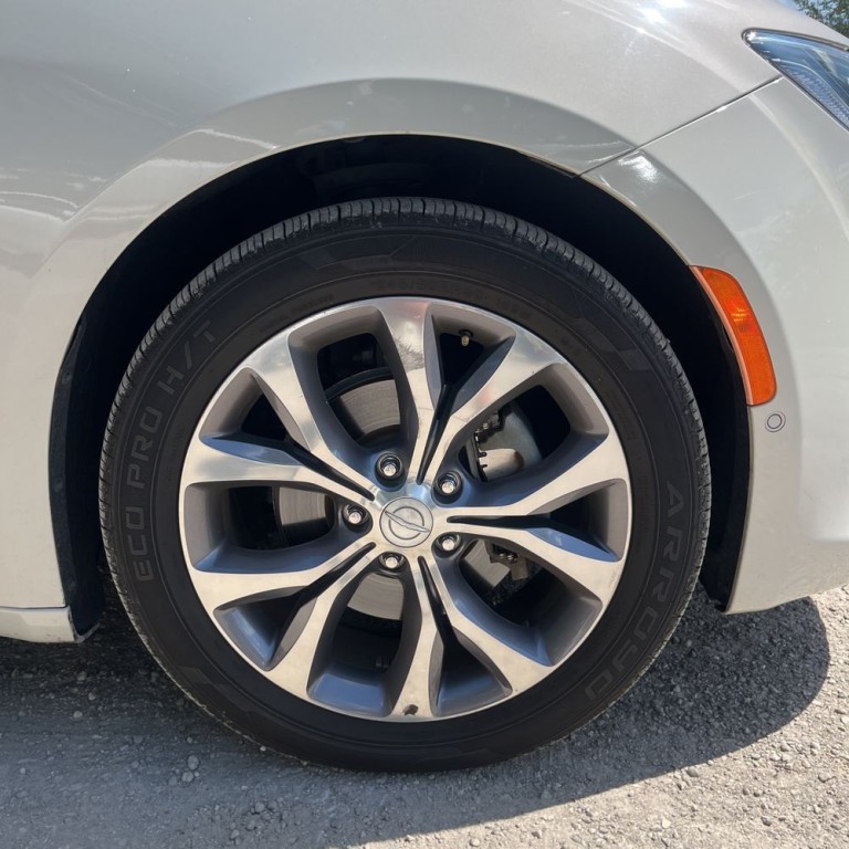 2020 Chrysler Pacifica Image 9