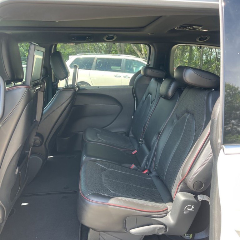 2020 Chrysler Pacifica Image 19