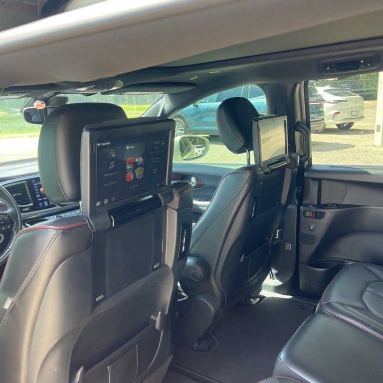 2020 Chrysler Pacifica Image 20