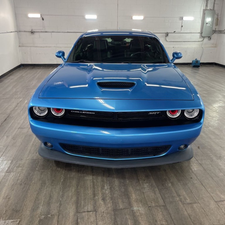 2016 Dodge Challenger Image 2