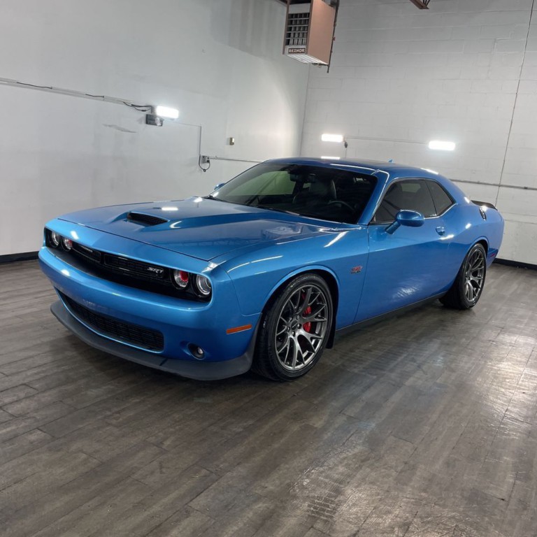 2016 Dodge Challenger Image 3
