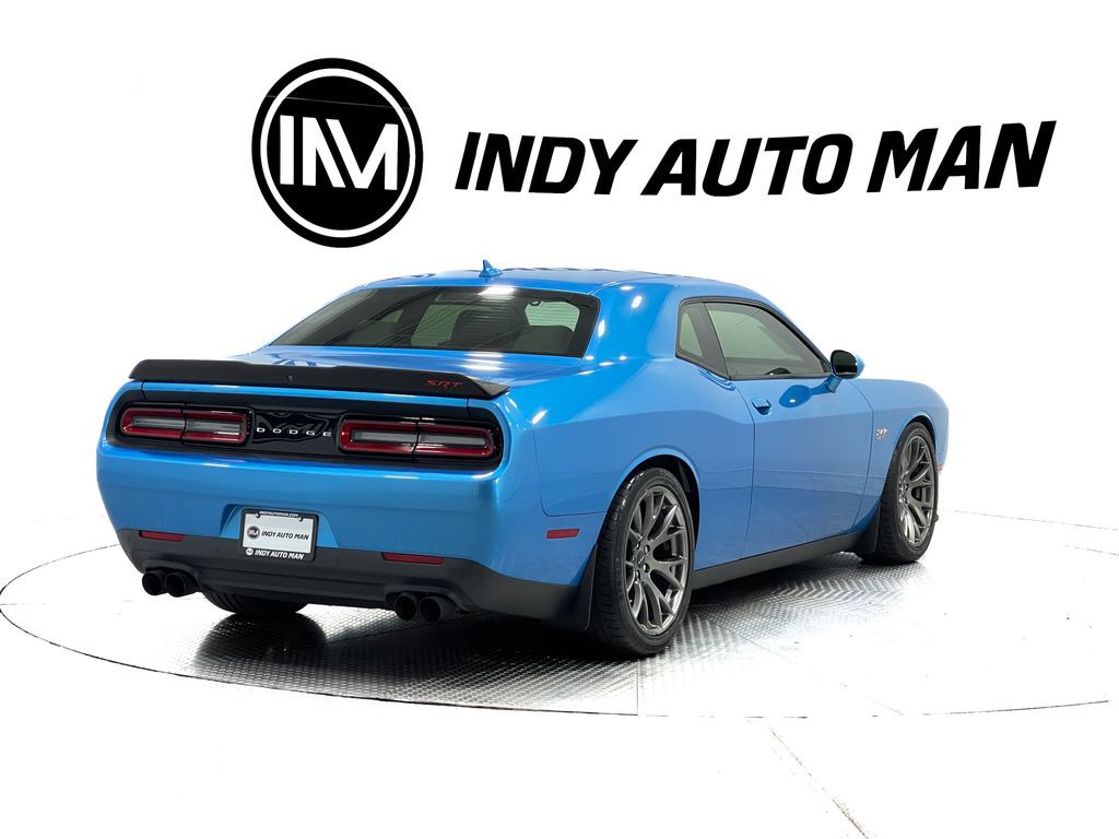 2016 Dodge Challenger Image 4