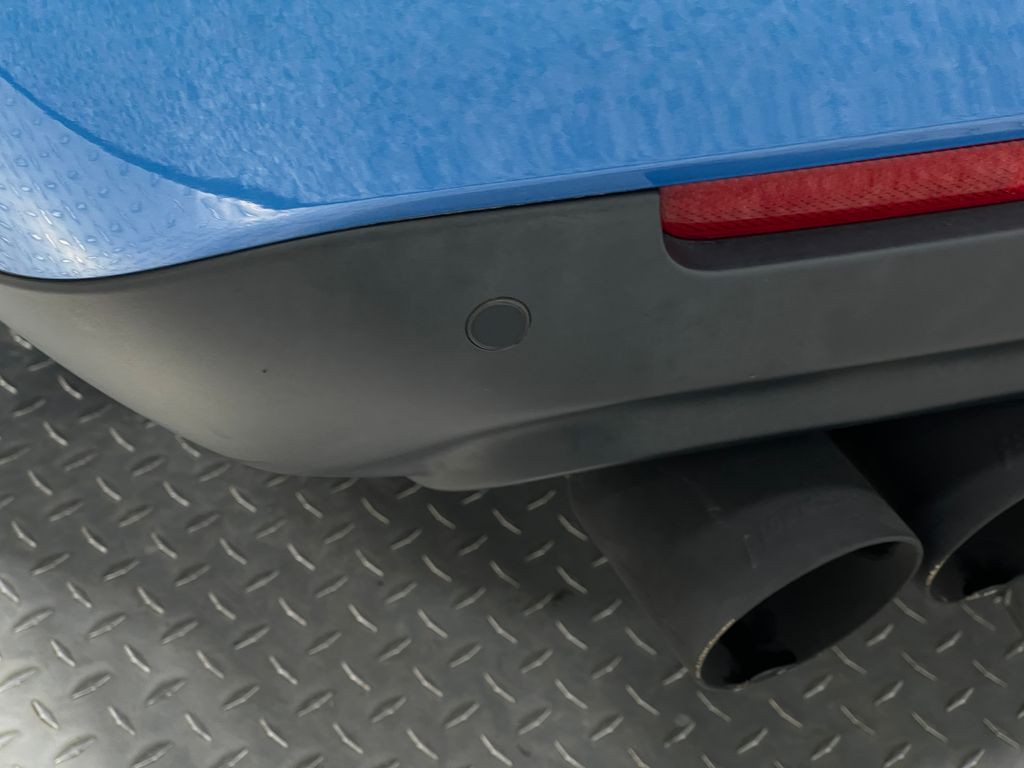 2016 Dodge Challenger Image 13