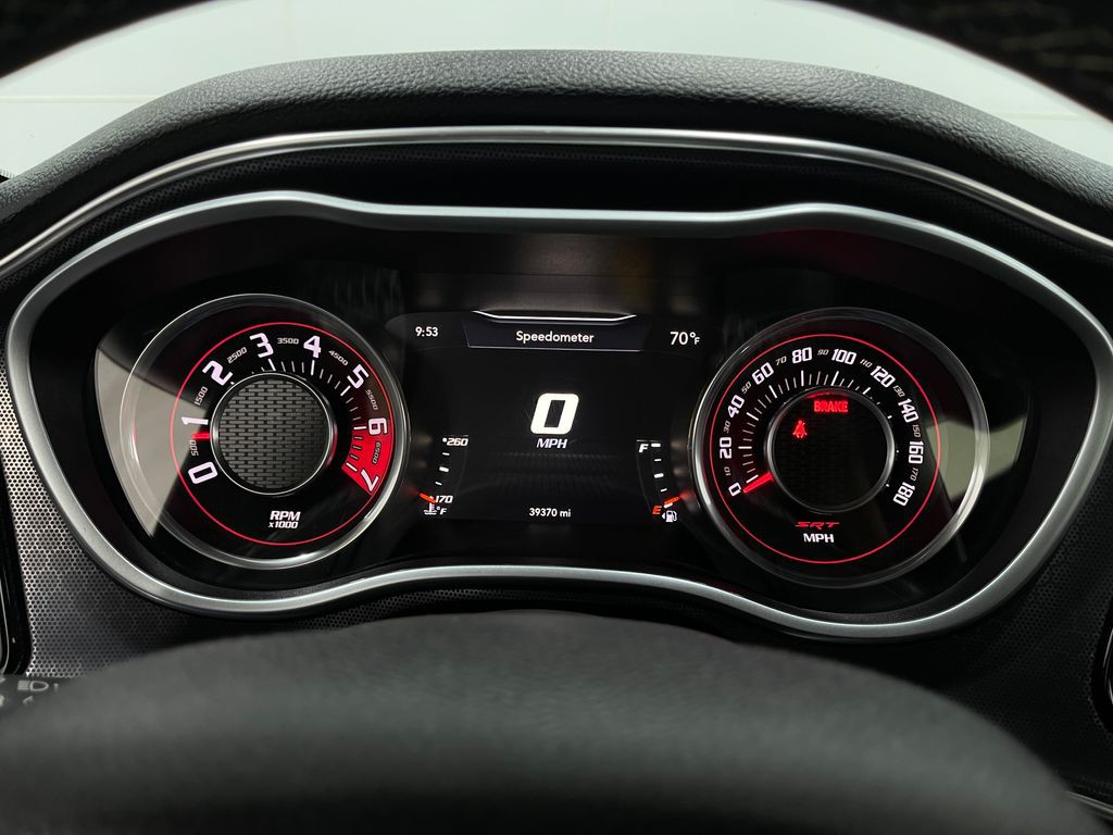2016 Dodge Challenger Image 23