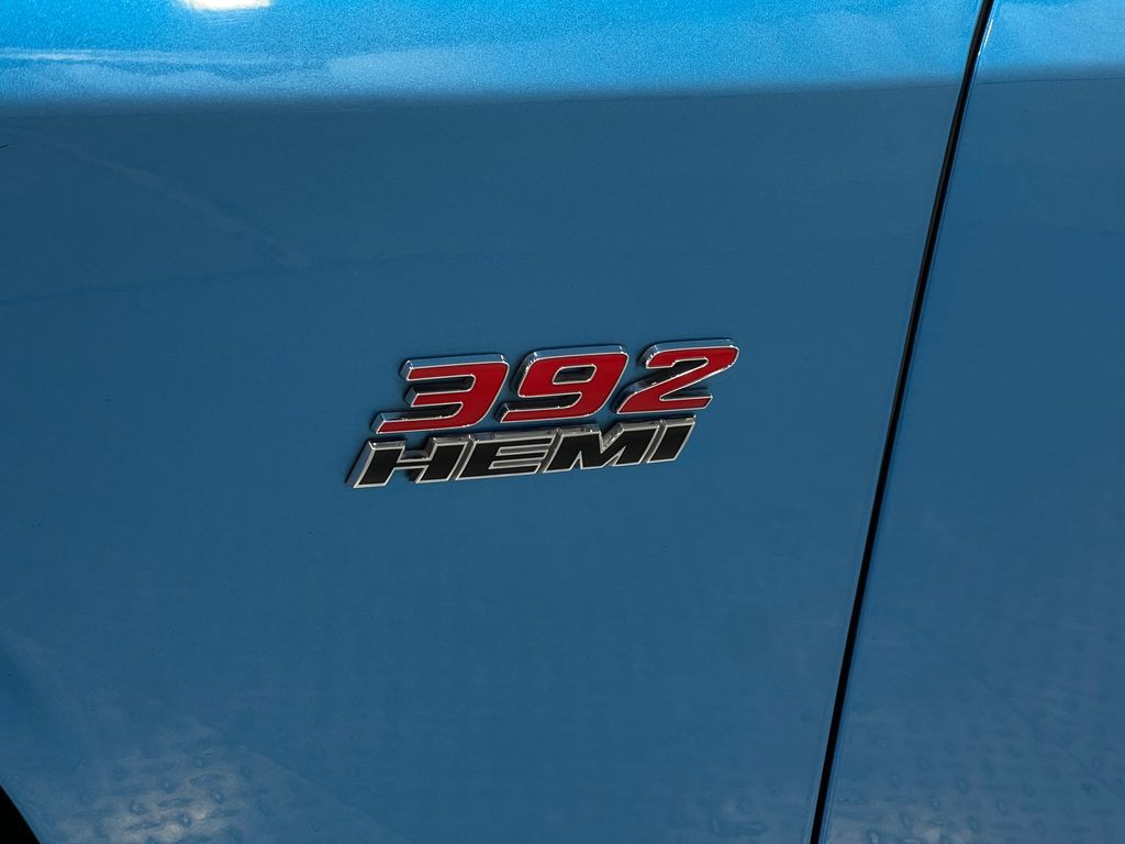 2016 Dodge Challenger Image 40
