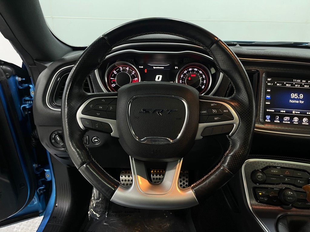 2016 Dodge Challenger Image 23