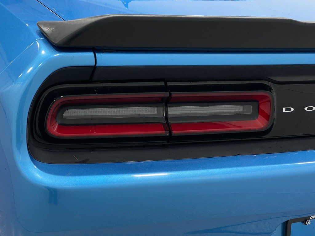 2016 Dodge Challenger Image 35