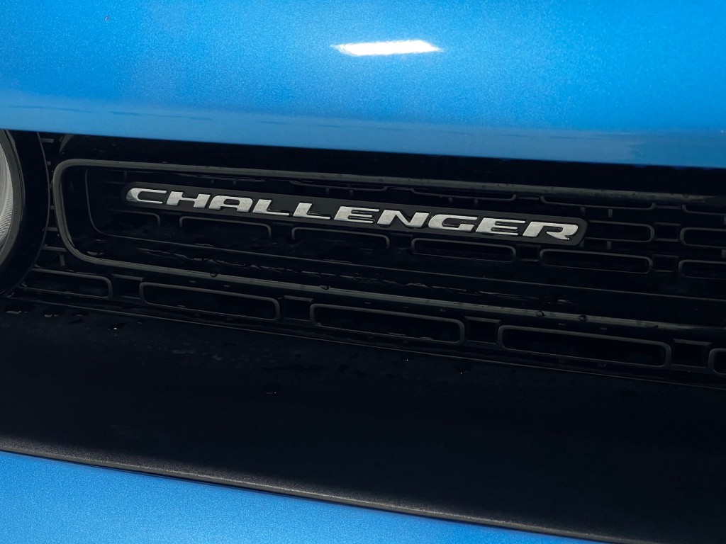 2016 Dodge Challenger Image 40