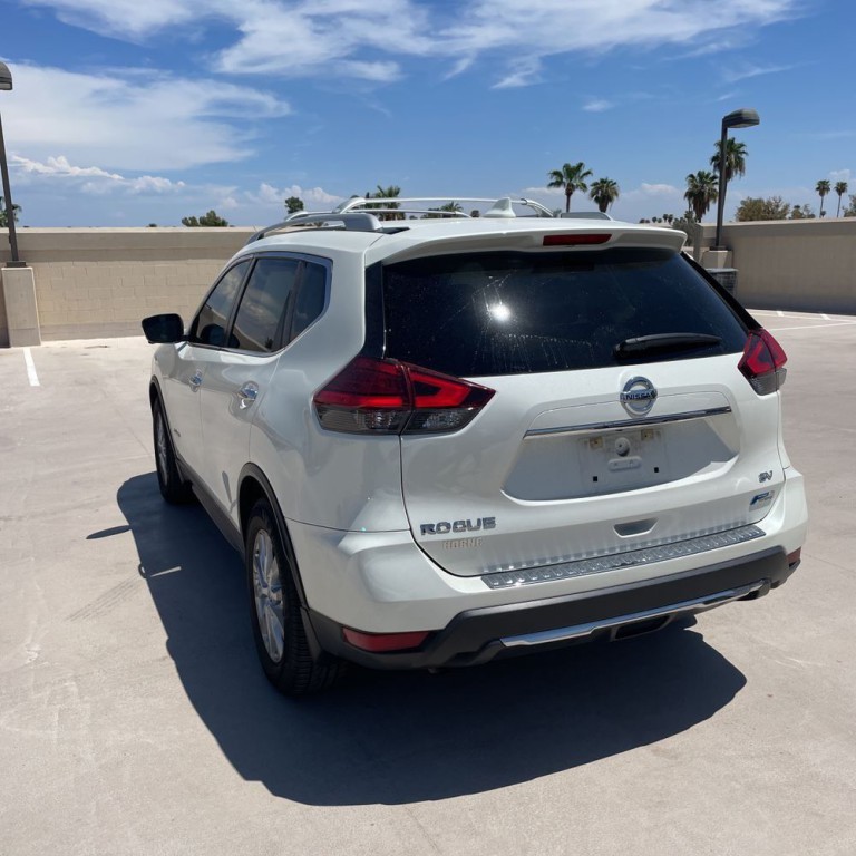 2017 Nissan Rogue Image 6