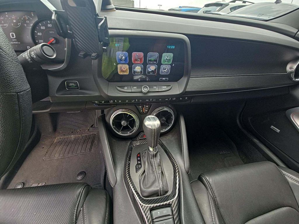 2018 Chevrolet Camaro Image 7