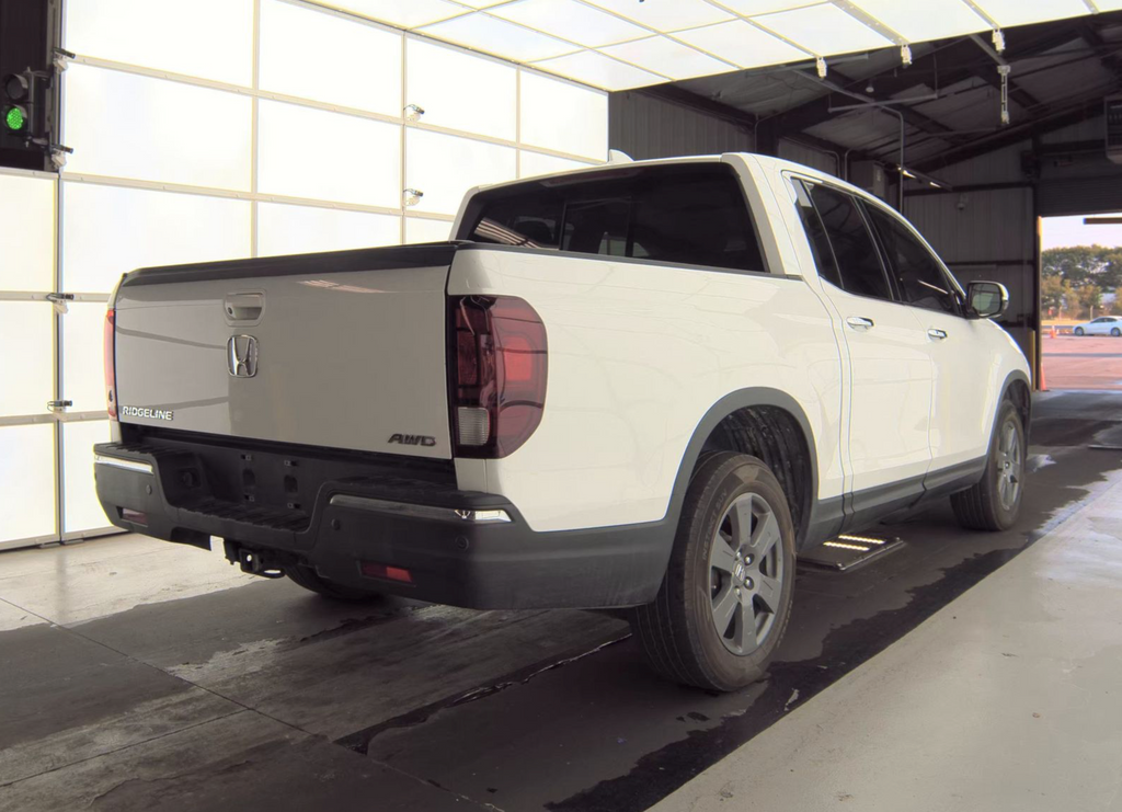 2020 Honda Ridgeline Image 4