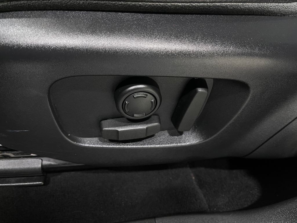 2020 Land Rover Range Rover Evoque Image 17