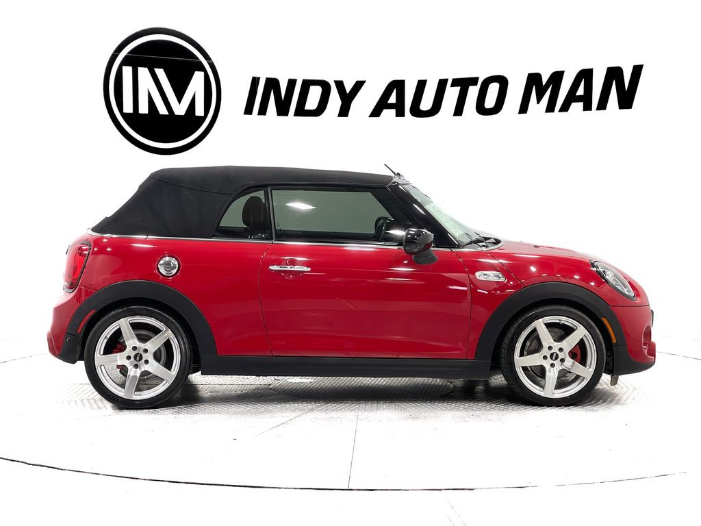 2021 MINI Cooper Image 3