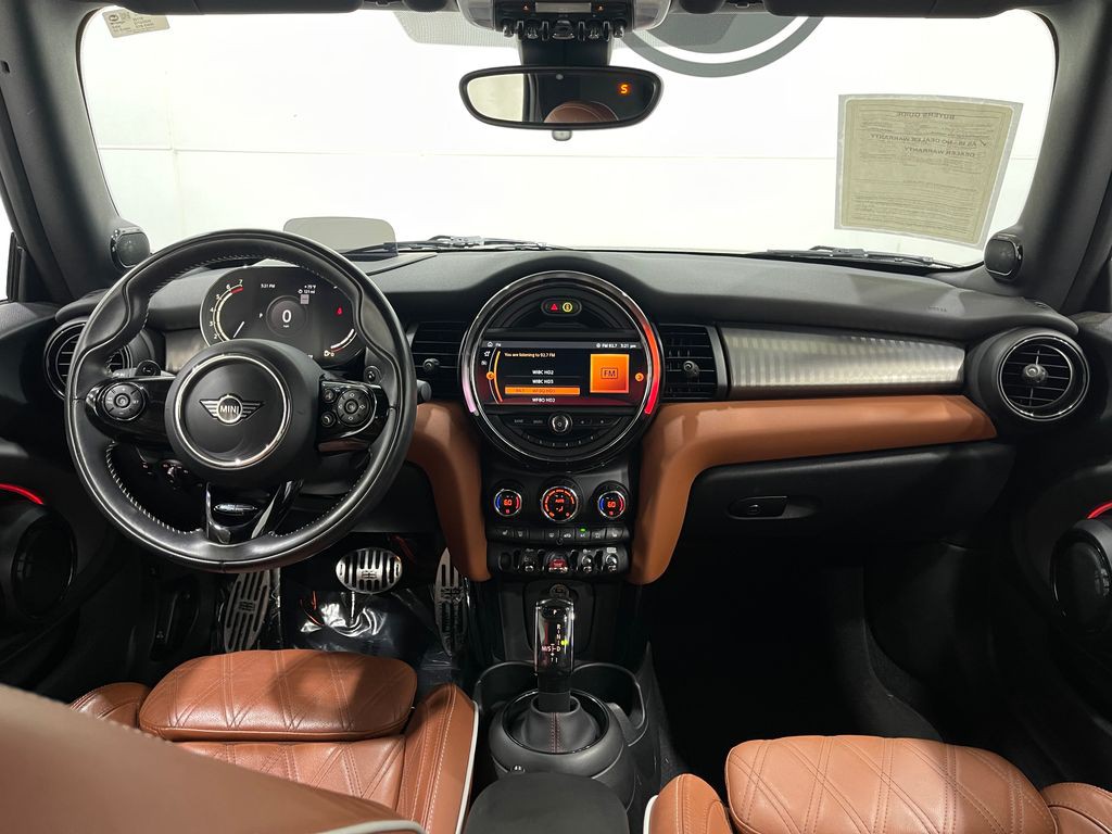 2021 MINI Cooper Image 19