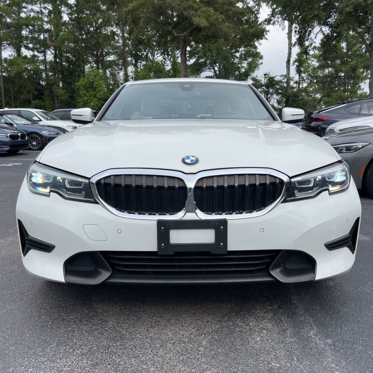 2019 BMW 3 Series Image 2
