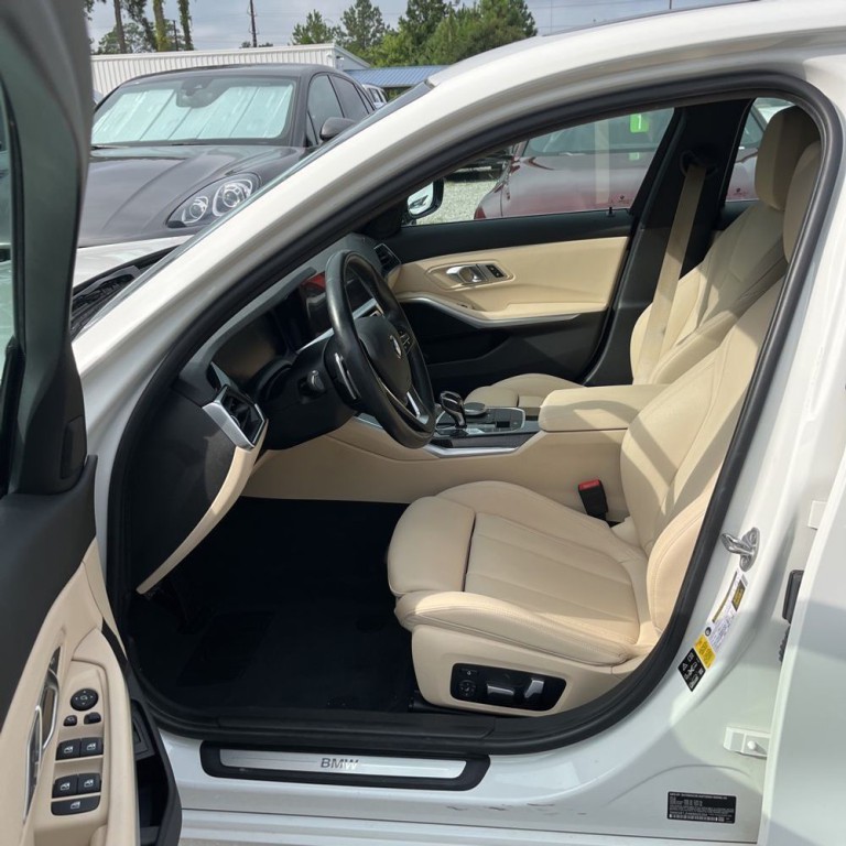 2019 BMW 3 Series Image 10