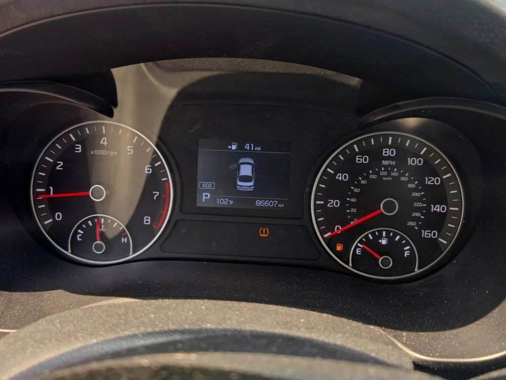 2020 Kia Optima Image 9