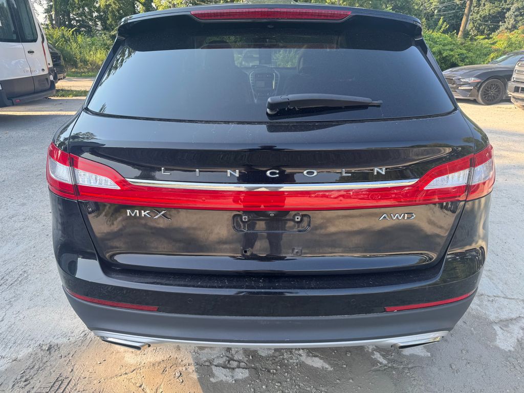 2017 Lincoln MKX Image 4