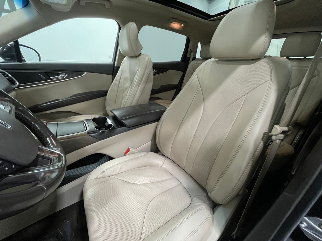 2017 Lincoln MKX Image 15