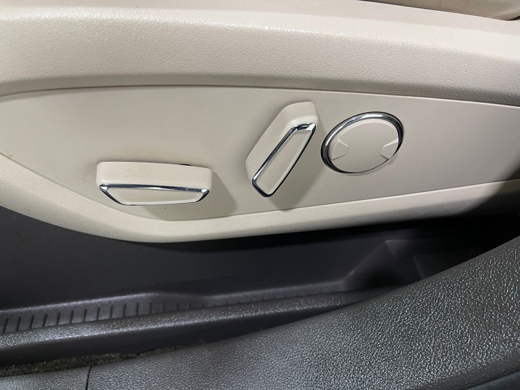 2017 Lincoln MKX Image 18