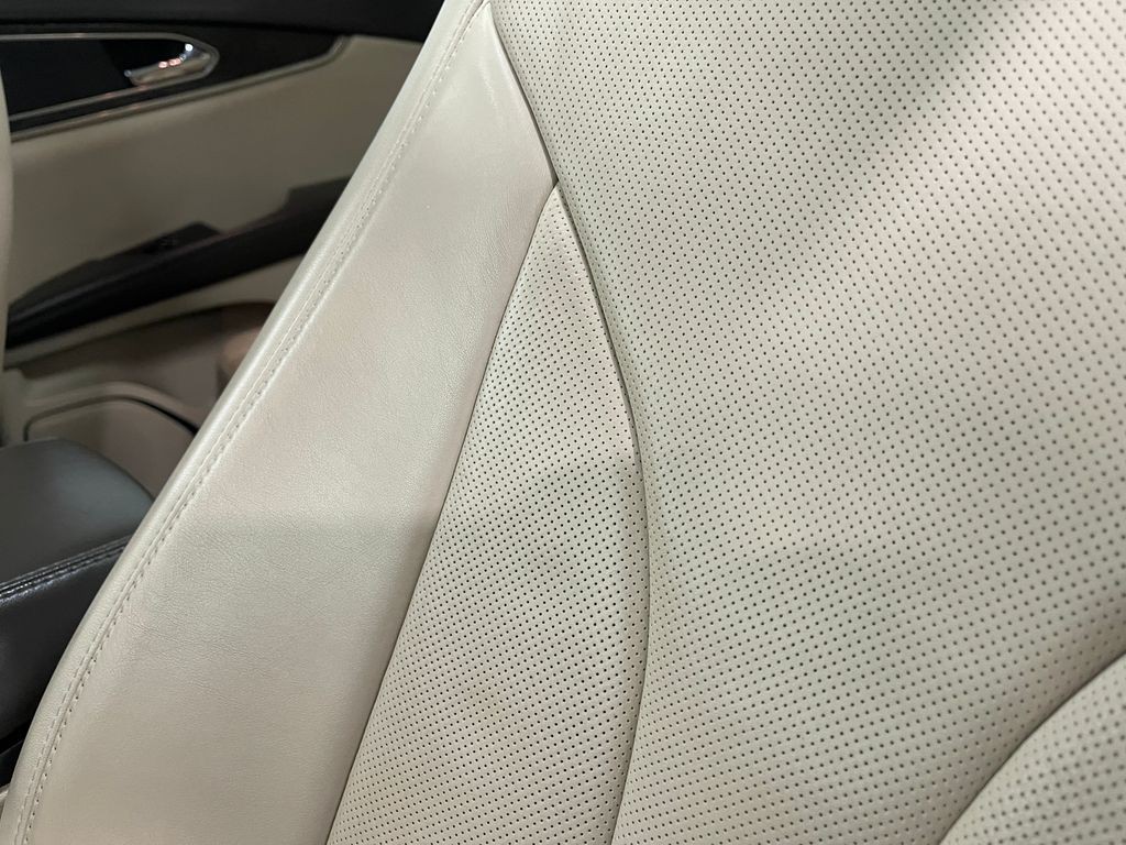 2017 Lincoln MKX Image 19