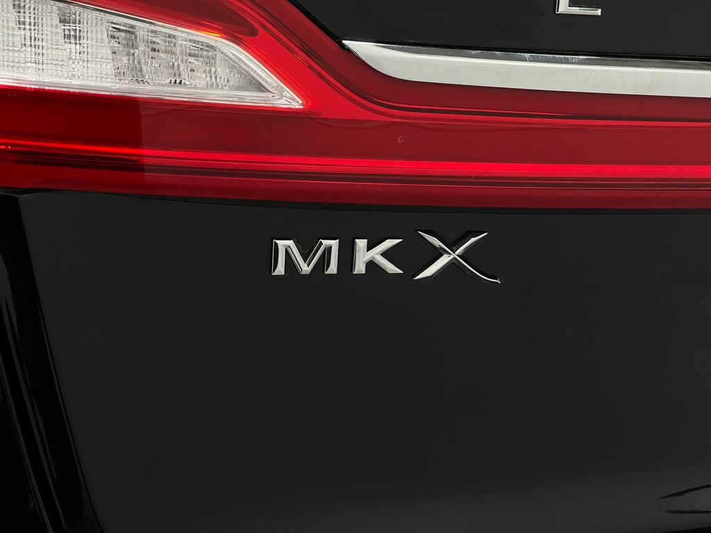 2017 Lincoln MKX Image 40