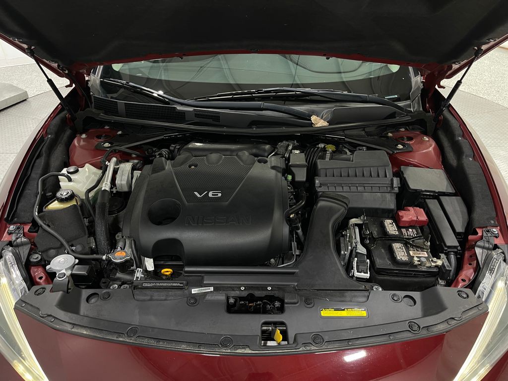 2017 Nissan Maxima Image 25