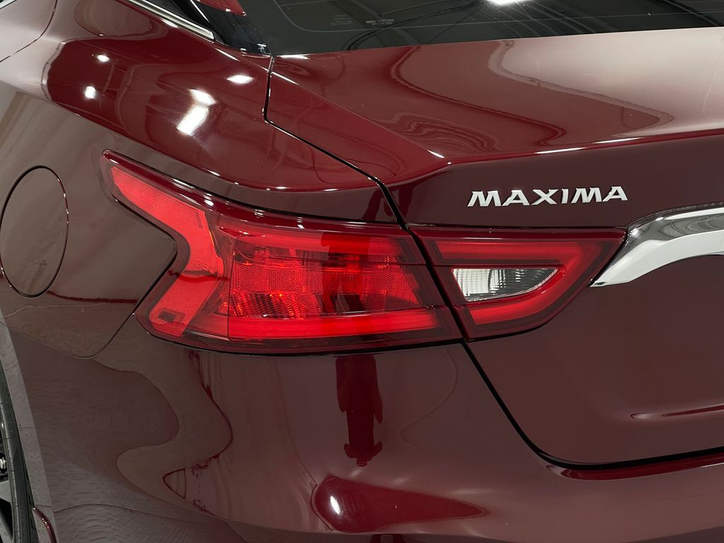 2017 Nissan Maxima Image 32