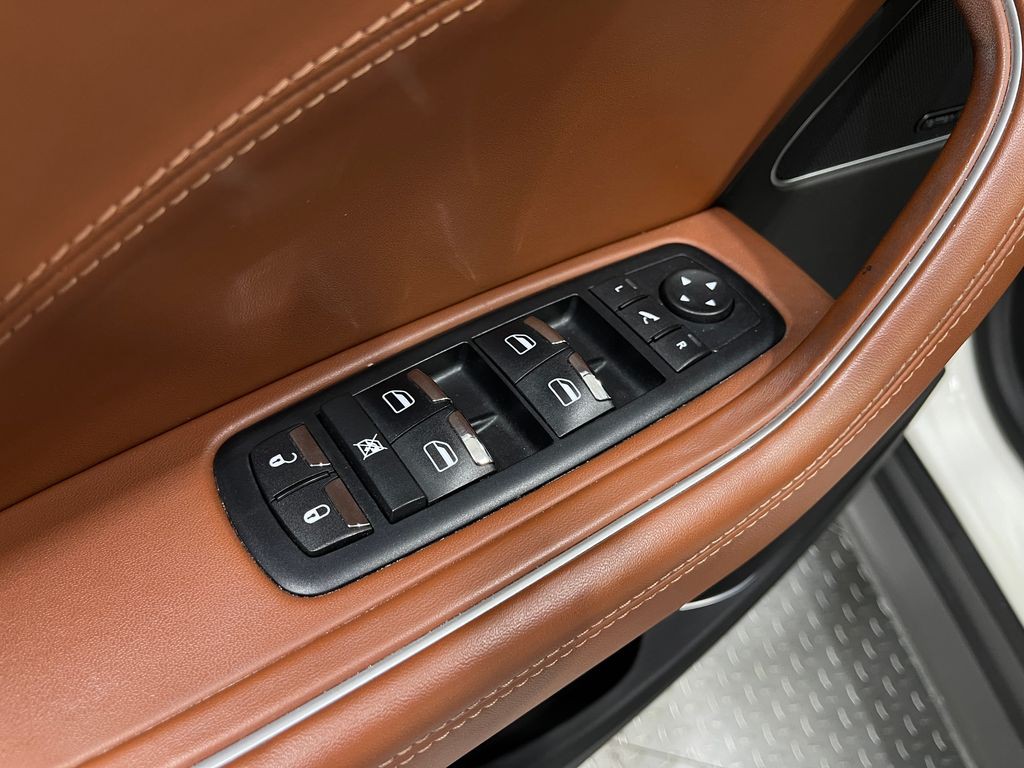 2018 Maserati Levante Image 17