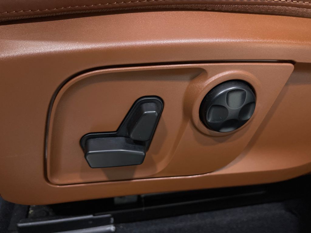 2018 Maserati Levante Image 18