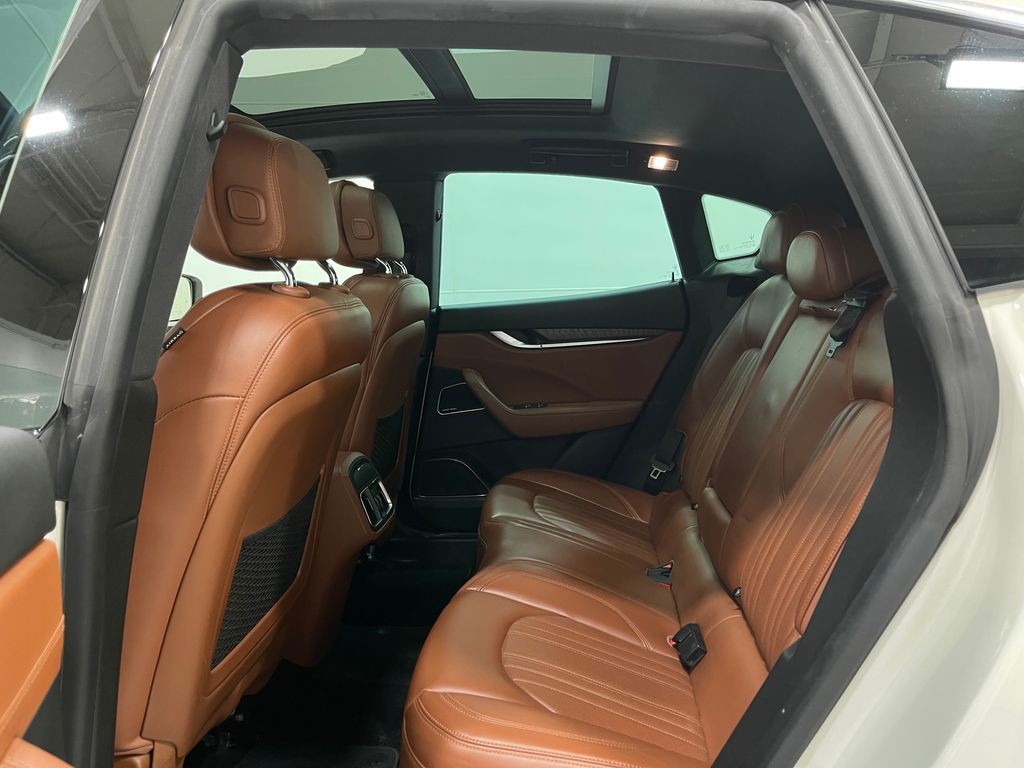 2018 Maserati Levante Image 30