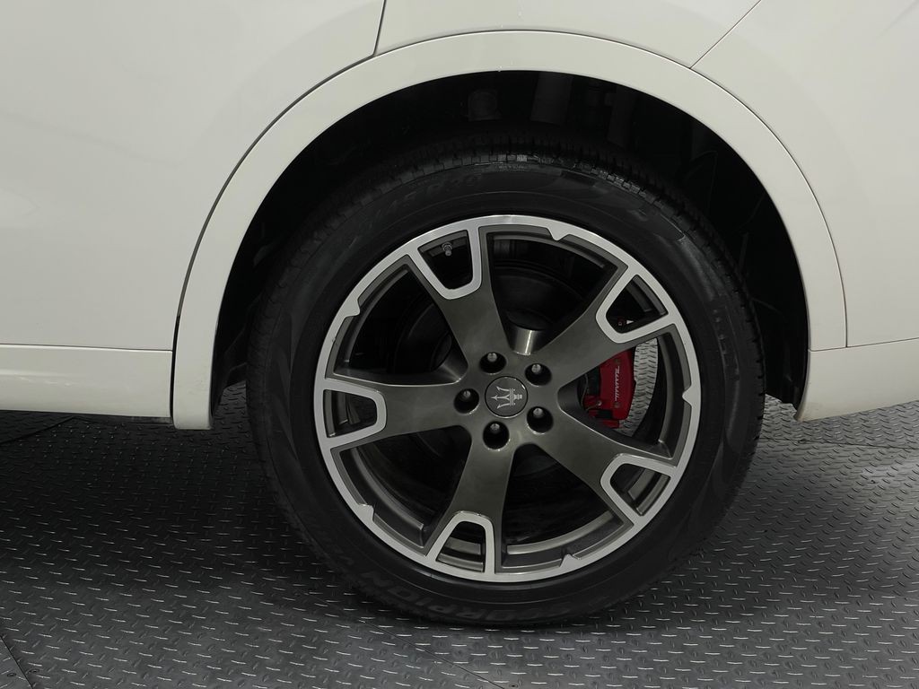 2018 Maserati Levante Image 35