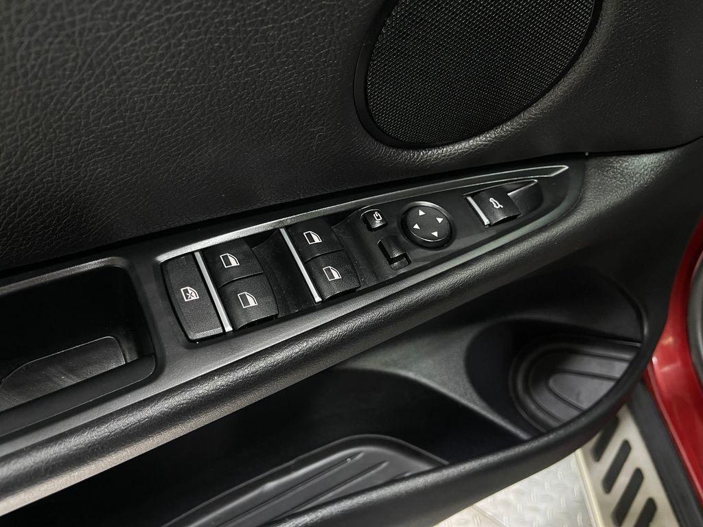 2019 BMW X6 Image 17