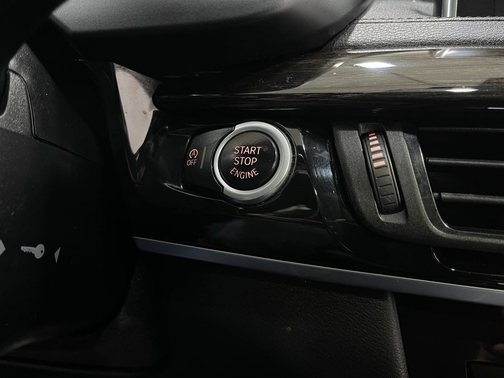 2019 BMW X6 Image 22