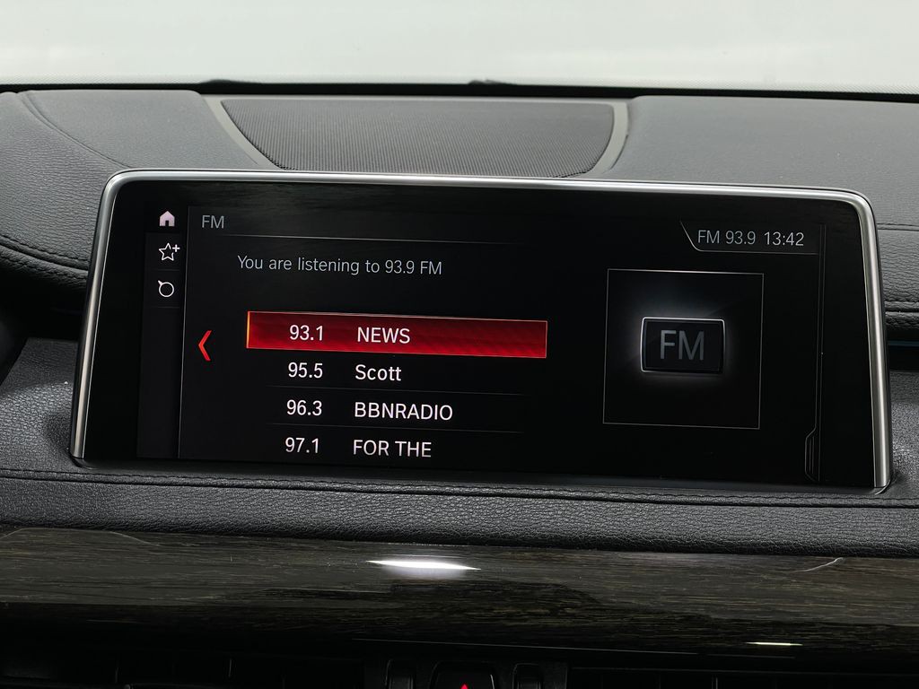 2019 BMW X6 Image 26