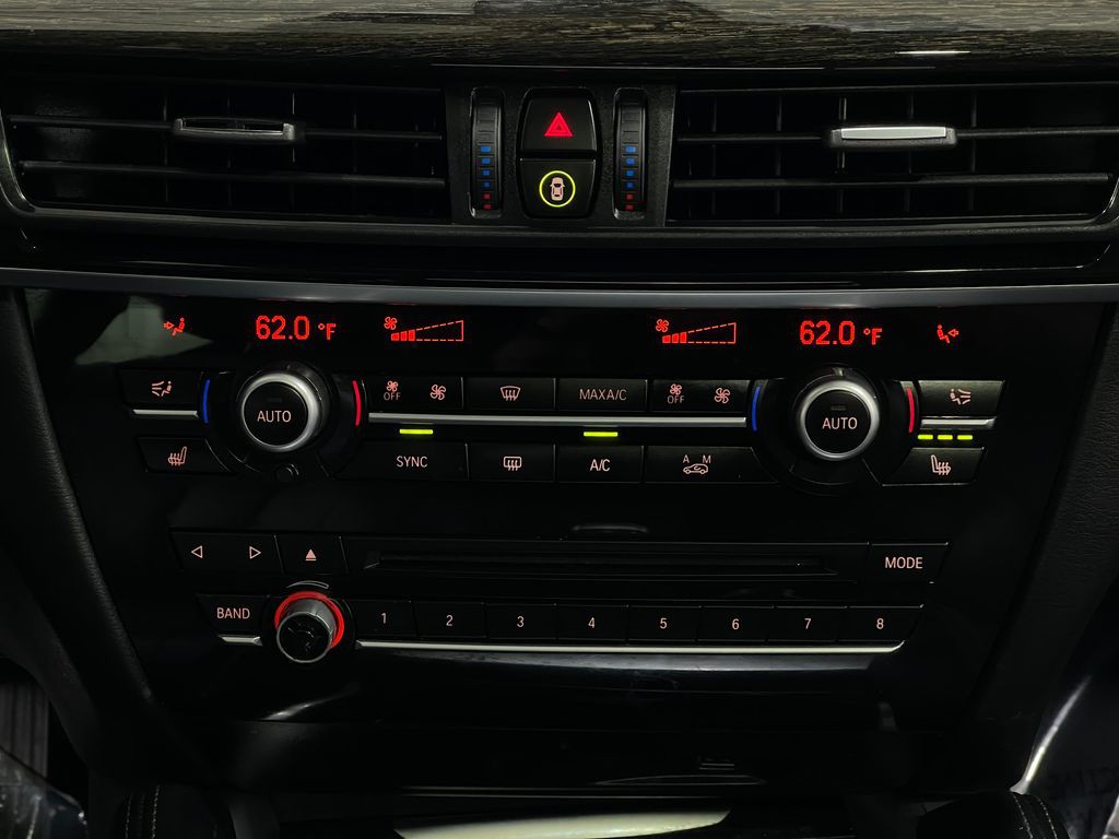 2019 BMW X6 Image 27