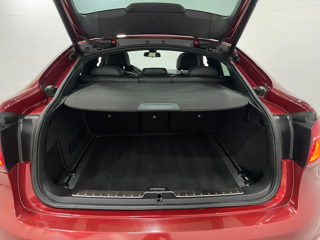 2019 BMW X6 Image 28