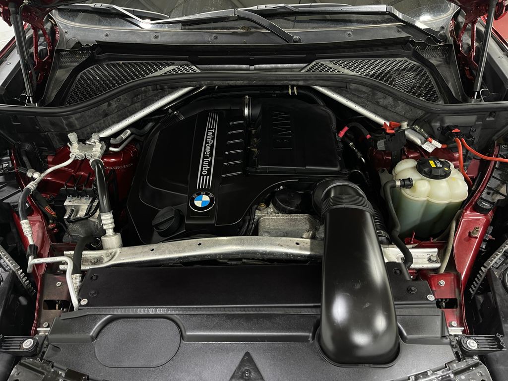 2019 BMW X6 Image 29