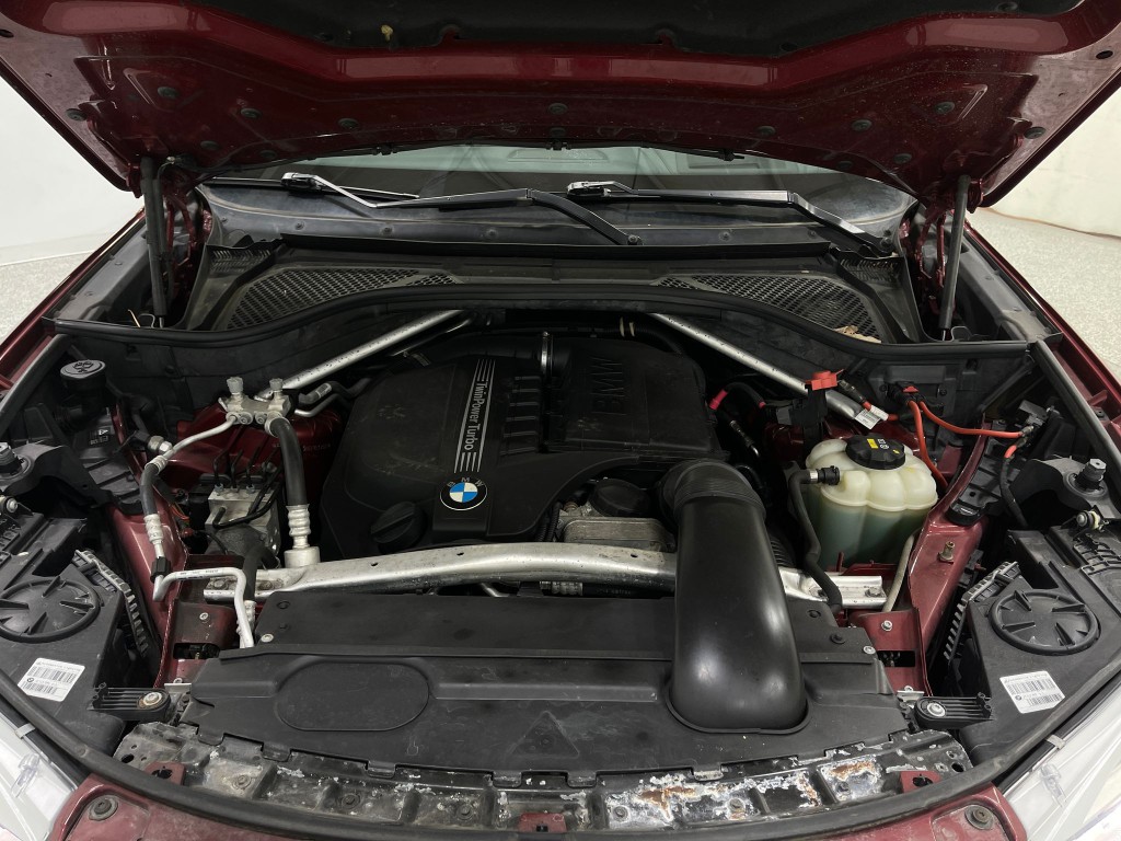 2019 BMW X6 Image 28